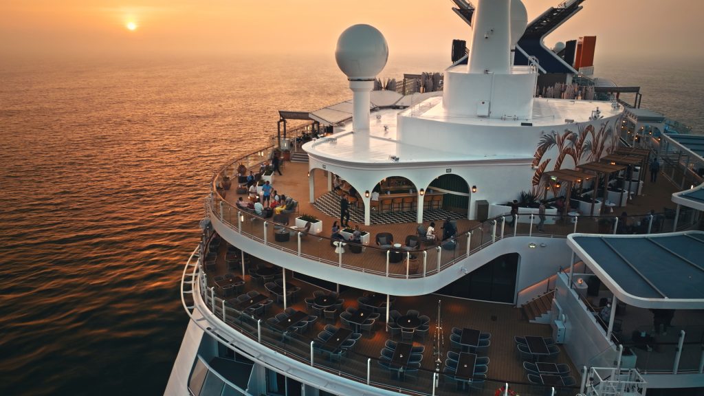 Celebrity Beyond, Sunset Bar - Celebrity Caribbean Group Cruises