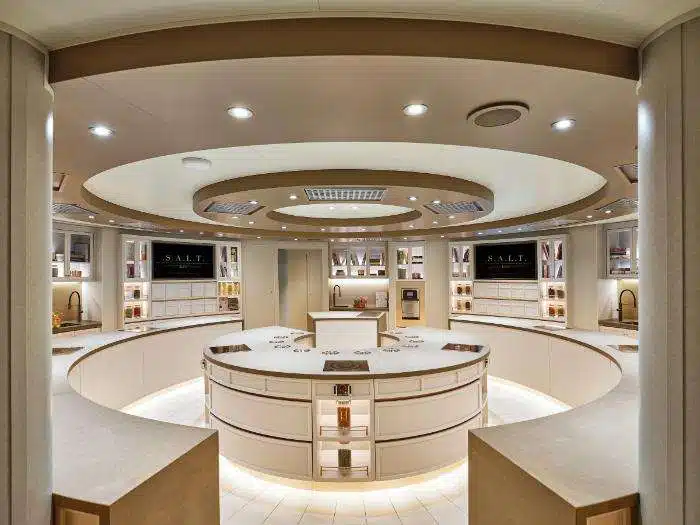 Sea-Moon-Salt-Lab S.A.L.T. Lab hands-on cooking experience on Silversea