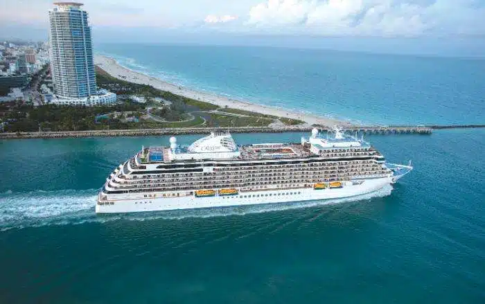 regent-main-1 (1) Regent Seven Seas luxury suite interior