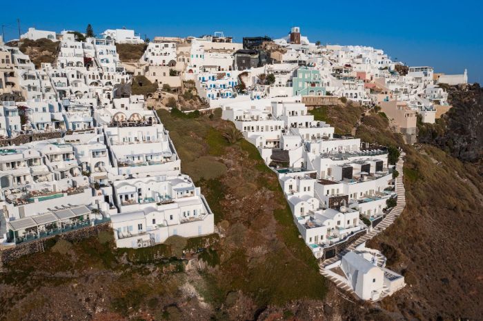 seabourn-main-1 Seabourn cruise ship at sea with elegant exterior