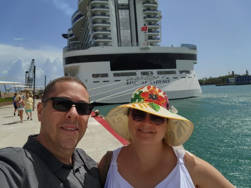 MSC-Seashore Seabourn Ovation — Laura and Scott on board